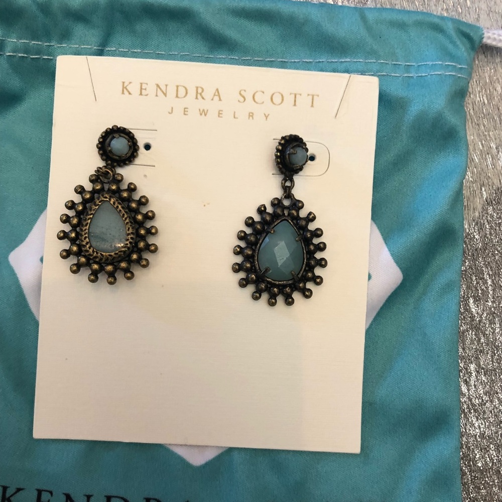Brand New Kendra Scott